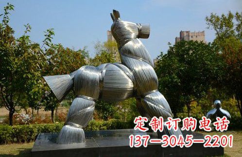 兰州不锈钢草扎马雕塑艺术精彩绽放