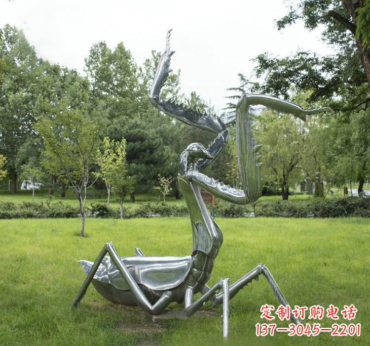 兰州不锈钢螳螂雕塑精雕细琢的艺术瑰宝