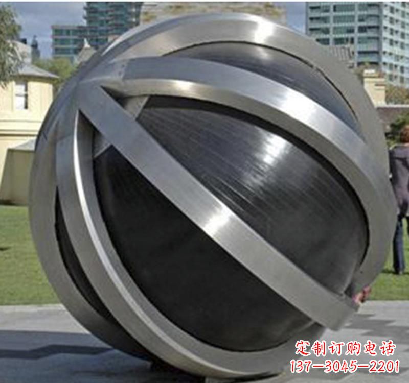 兰州不锈钢公园红灯笼雕塑