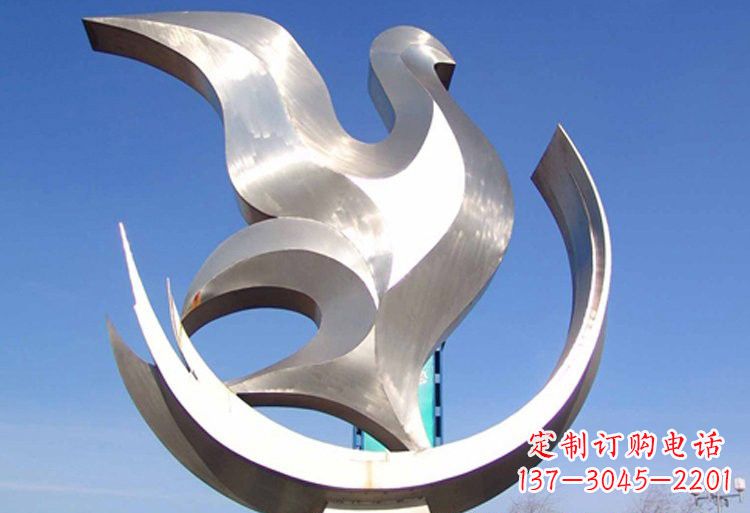 兰州不锈钢鸽子雕塑美丽的象征