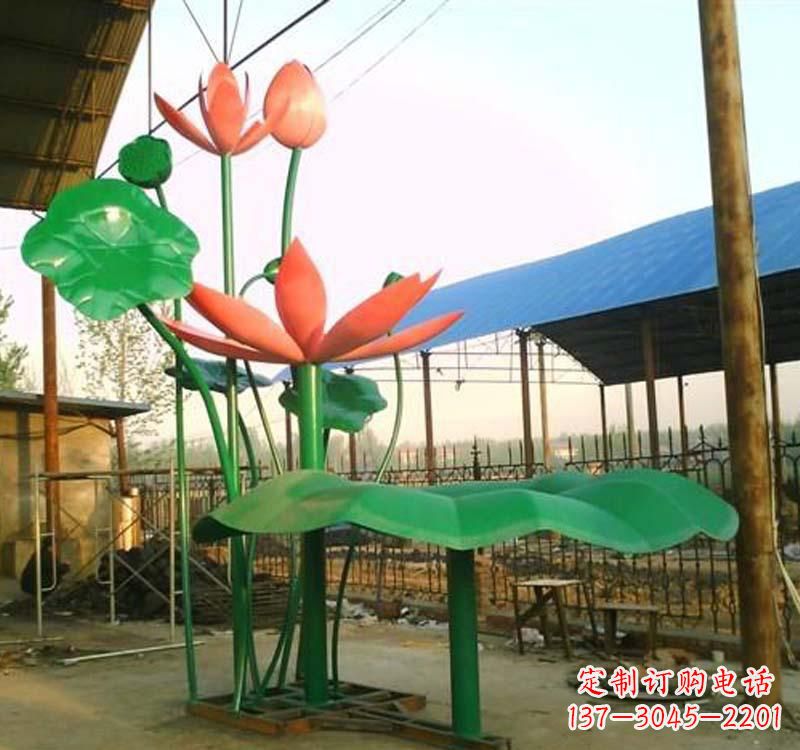 兰州不锈钢荷花雕塑汲取自然之美