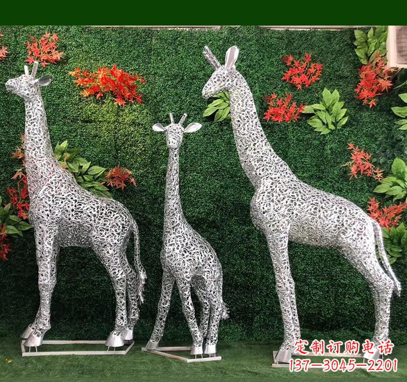 兰州不锈钢长颈鹿雕塑艺术与美的完美结合