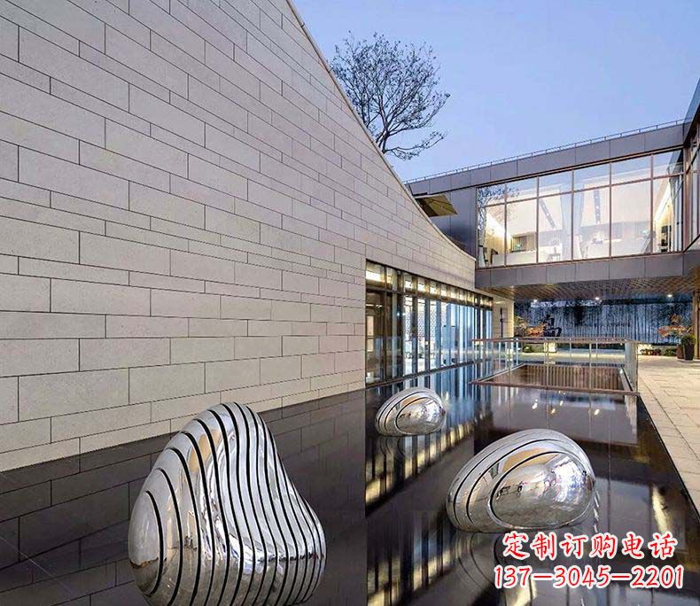 兰州精美不锈钢假山雕塑