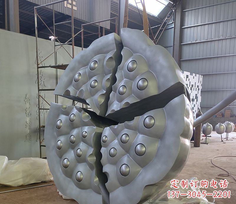 兰州不锈钢莲蓬雕塑精美外形 引人入胜