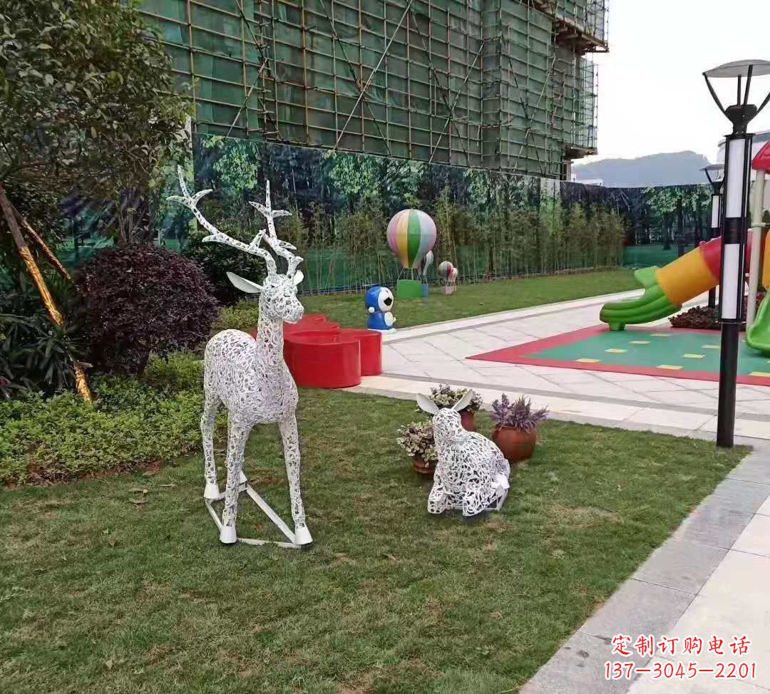 兰州不锈钢梅花鹿雕塑点亮公园景观