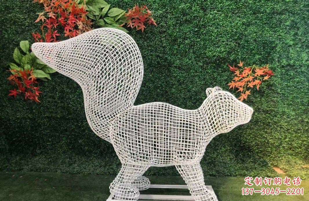 兰州不锈钢松鼠雕塑艺术与精美结合