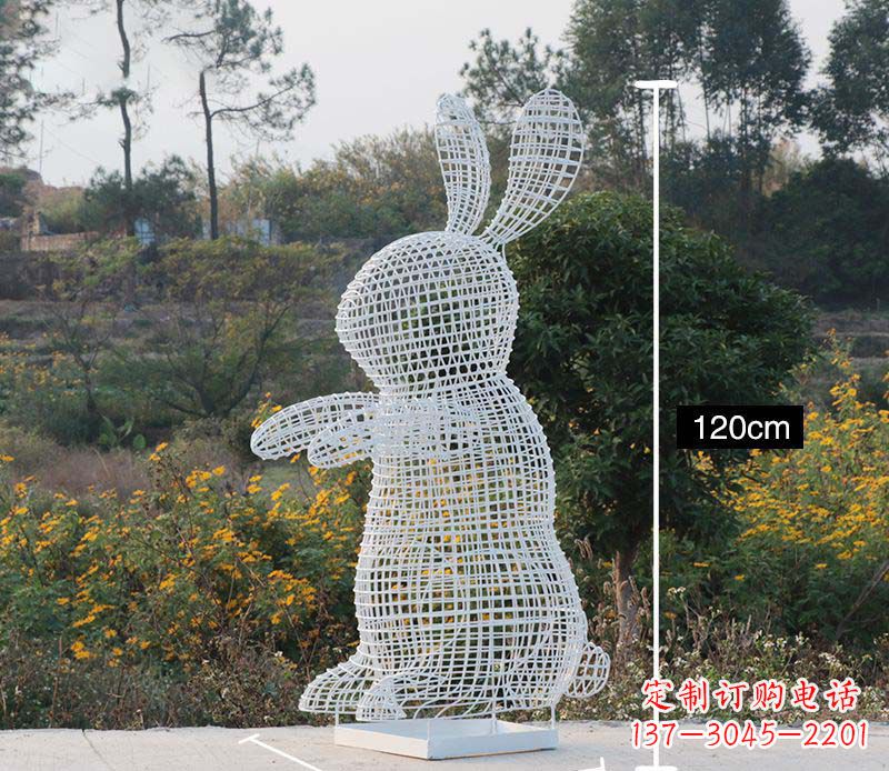 兰州精致的不锈钢镂空兔子雕塑
