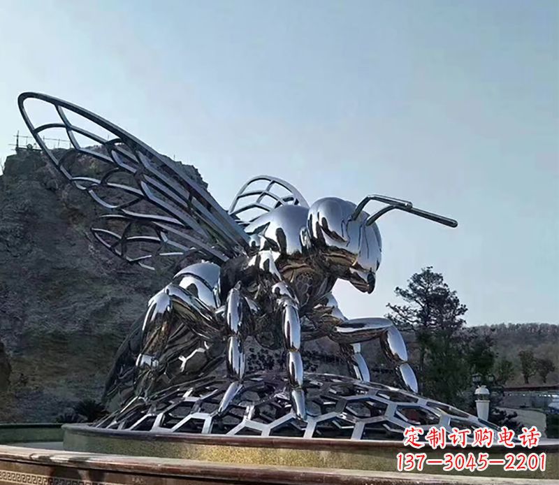 兰州不锈钢蜜蜂雕塑精美雕塑点缀环境