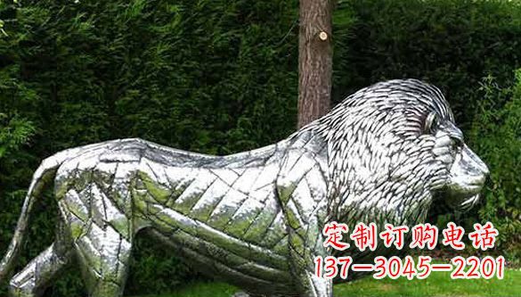 兰州不锈钢狮子雕塑拥有经典古典风格