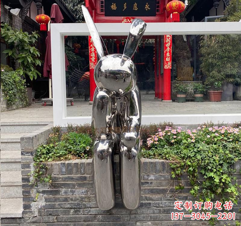 兰州不锈钢兔子雕塑精美的艺术作品