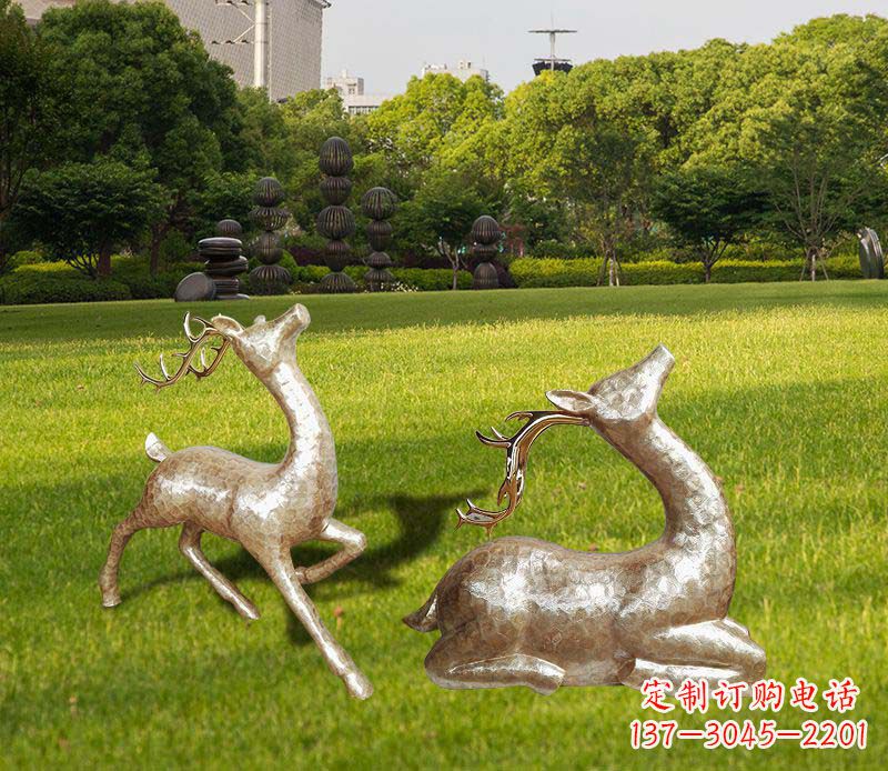 兰州不锈钢麋鹿雕塑彰显艺术精美