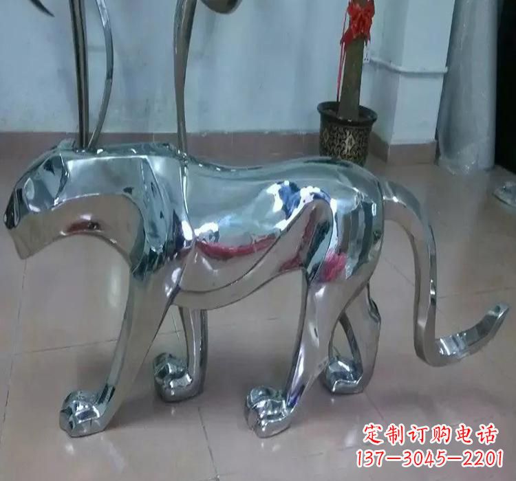 兰州不锈钢老虎雕塑美化园林