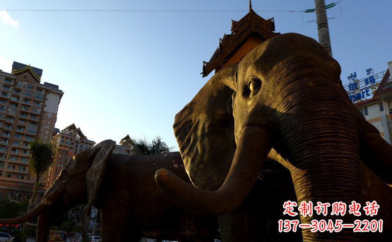 兰州步行街大象景观铜雕