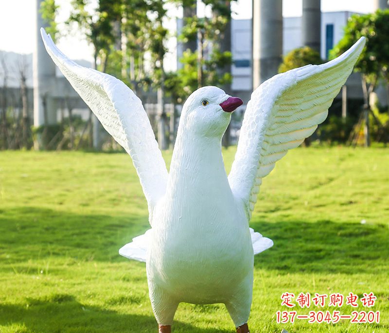 兰州和平鸽雕塑传递和平信息