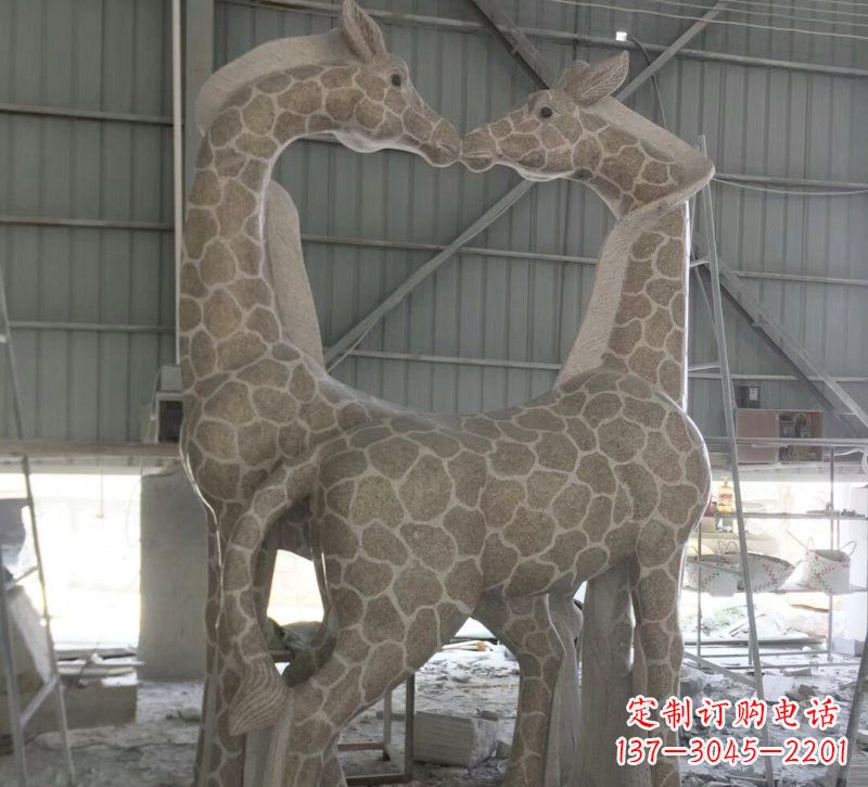 兰州大理石艺术精美长颈鹿雕塑