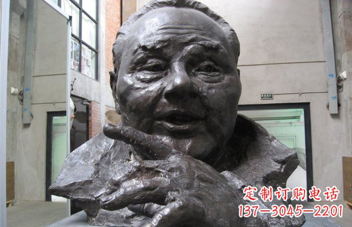 兰州邓小平头像铜雕