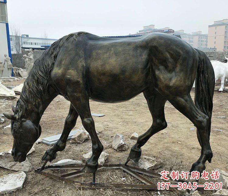 兰州低头马公园玻璃钢仿铜动物雕塑