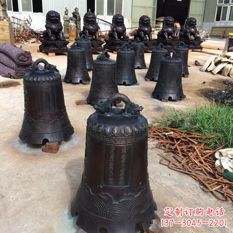 兰州手工精美的铜钟雕塑