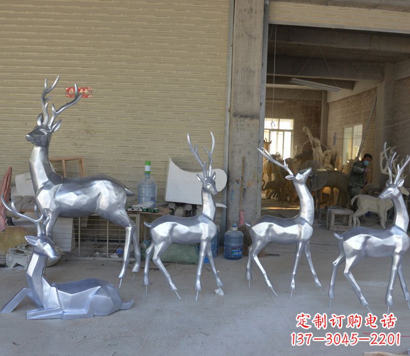兰州不锈钢动物雕塑——鹿