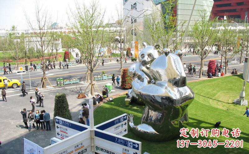 兰州魅力镜面不锈钢熊猫景观雕塑