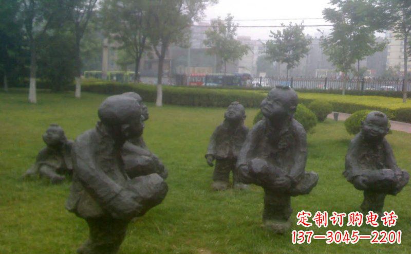 兰州公园儿童斗鸡小品铜雕