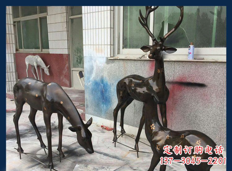 兰州公园铜雕梅花鹿动物雕塑