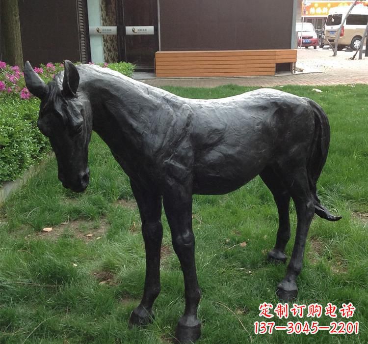 兰州大型雕塑装置——马雕塑