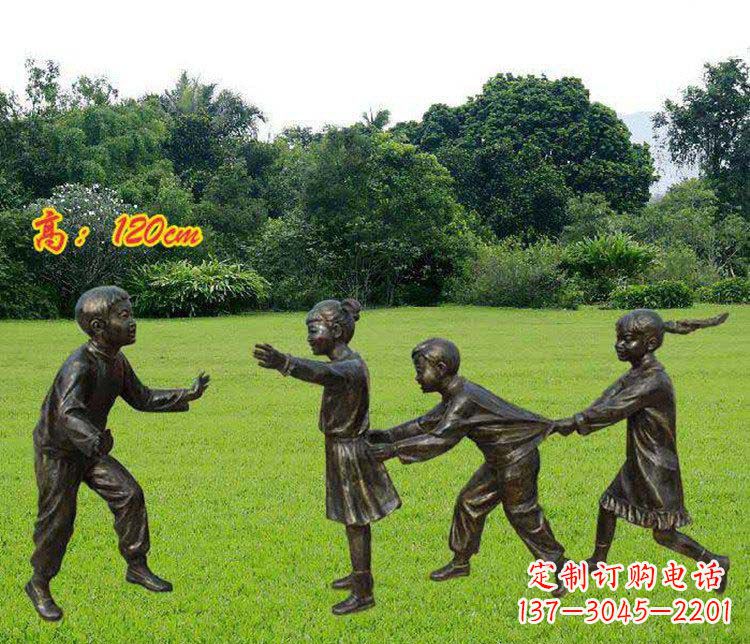兰州公园玩老鹰捉小鸡的儿童小品铜雕 (2)