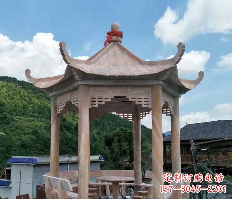 兰州一流的公园晚霞红六角石雕凉亭