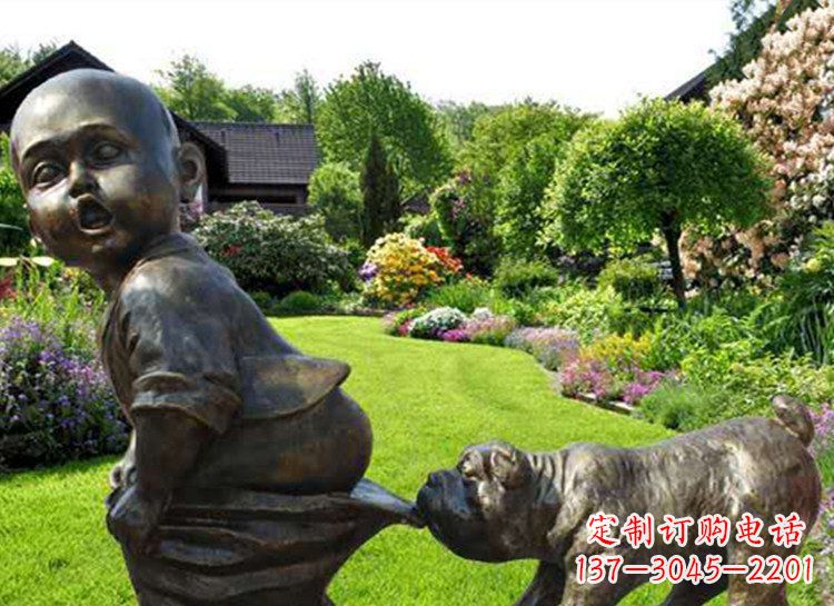 兰州小孩咬小狗大雕塑