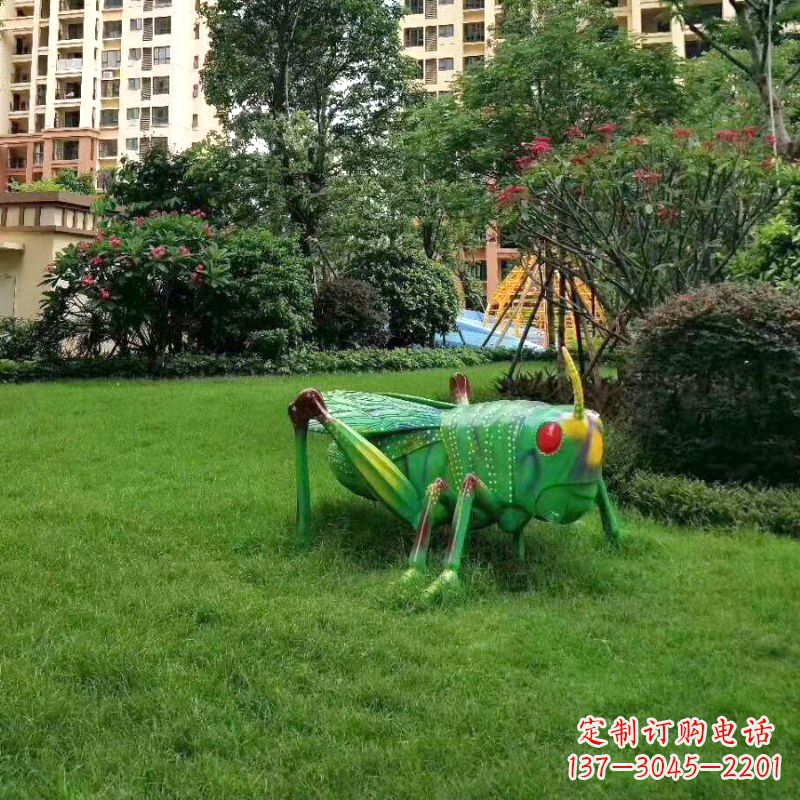 兰州公园园林草坪动物蝗虫雕塑摆件