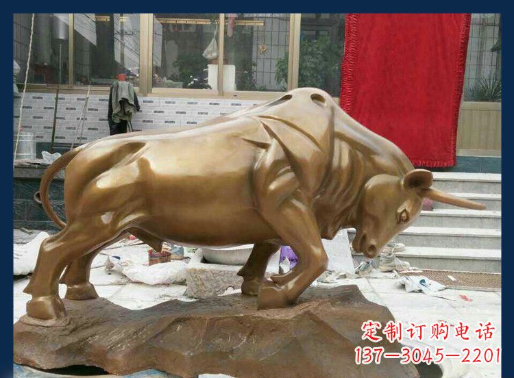 兰州广场铜雕贴金黄牛动物雕塑