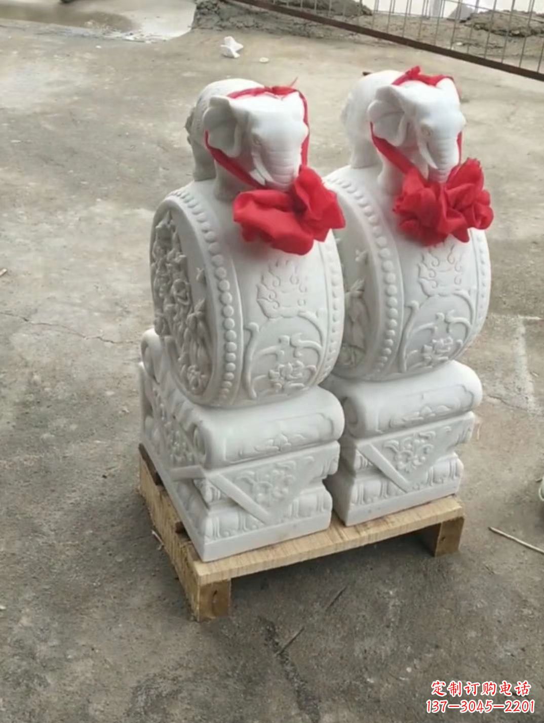 兰州汉白玉小门墩石,门口摆放吉祥物