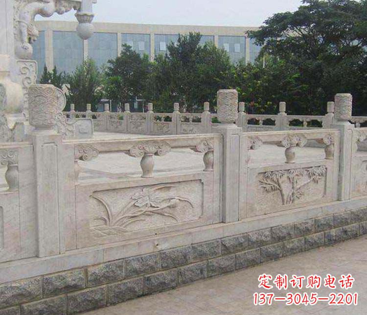 兰州中领雕塑:精美石材栏板雕塑