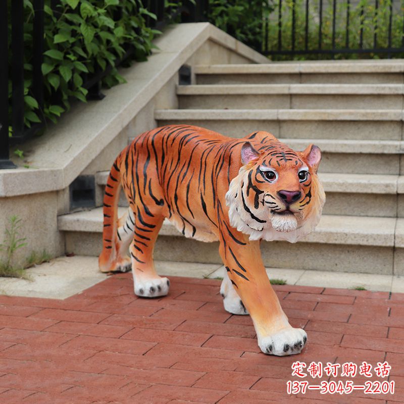兰州老虎玻璃钢仿雕塑-小区园林仿真动物摆件