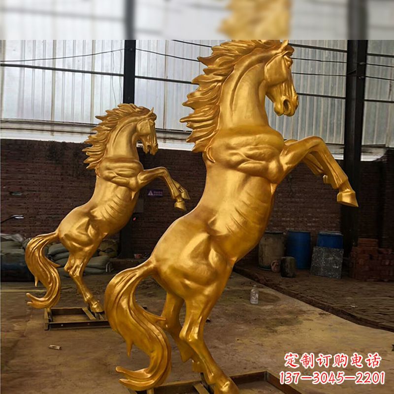 兰州精美马雕塑，精锐漆金马儿