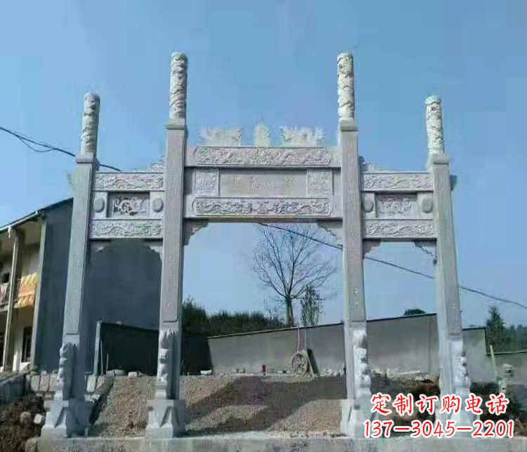 兰州三门仿古牌坊石雕,精致雕刻典雅之美