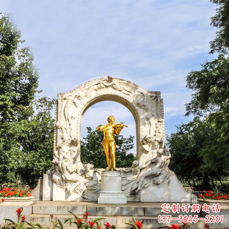 兰州世界名人古典主义作曲家莫扎特公园铜雕像
