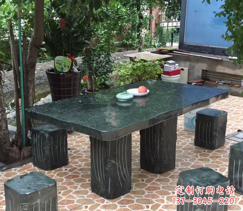 兰州庭院长方形石桌凳雕塑