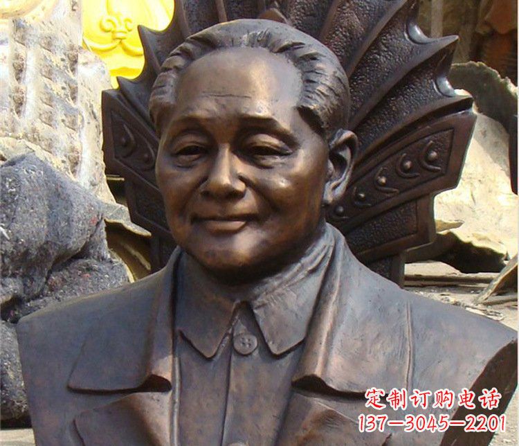 兰州铜雕广场邓小平肖像雕塑
