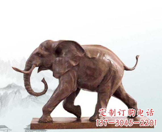 兰州晚霞红大象公园动物石雕