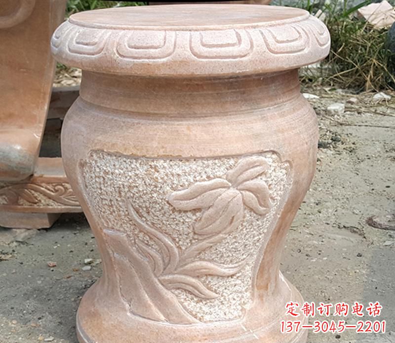 兰州晚霞红景观蝴蝶石凳