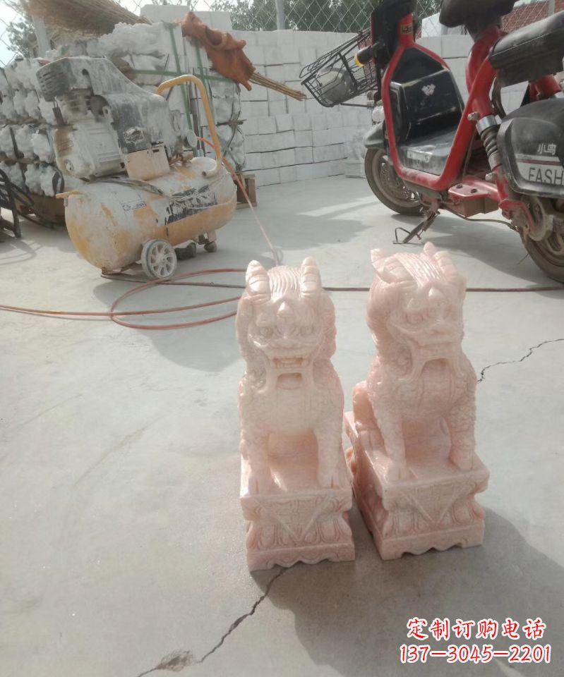 兰州晚霞红神兽麒麟动物雕塑