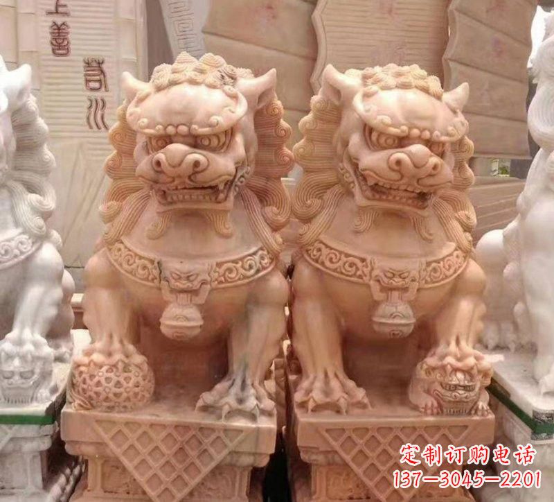 兰州晚霞红石雕狮子