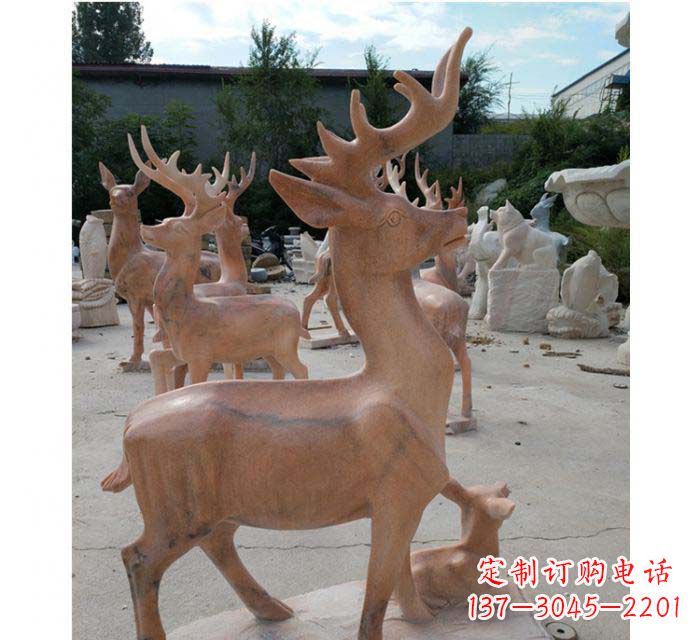 兰州晚霞红驯鹿动物公园石雕