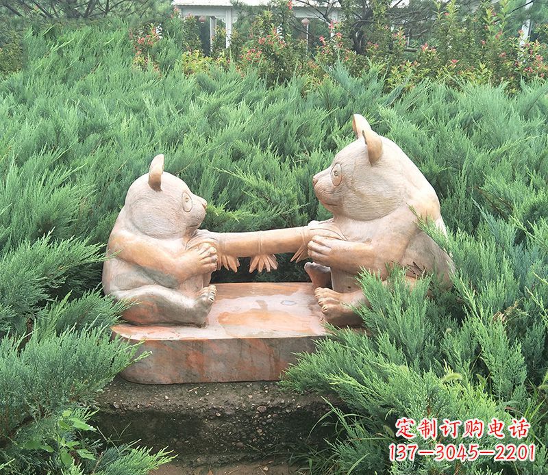 兰州晚霞红熊猫母子石雕