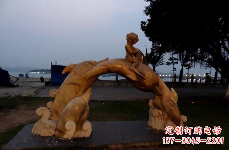 兰州西方儿童骑海豚石雕