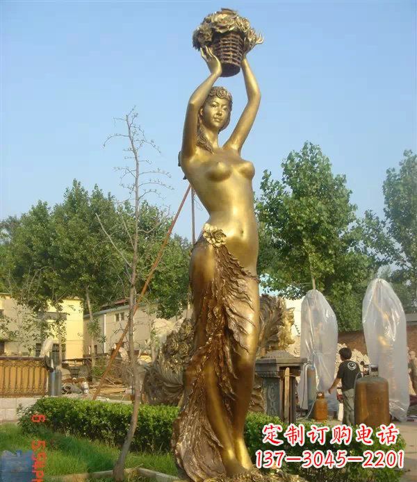 兰州西方美女公园人物铜雕 (2)