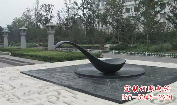 兰州校园古代指南针司南铜雕