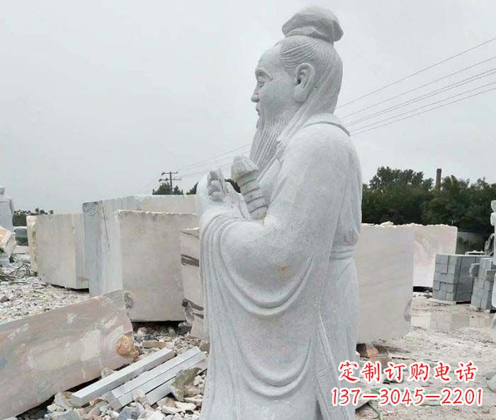 兰州校园景观孔子石雕